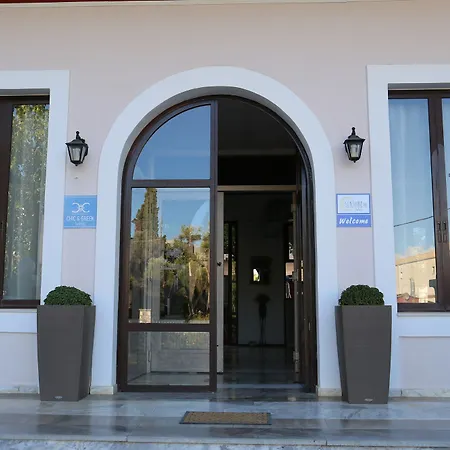 Sunshine Hotel